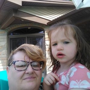 Meet your Posher, Marie